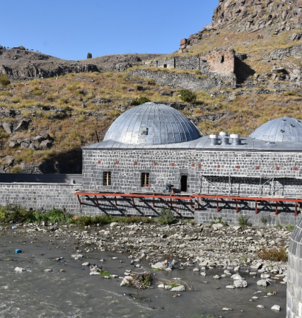 Muradiye Hamamı (İlbeyoğlu-Balkonlu Hamam)